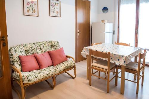 Apartamento S168 - Sirolo, Ampio Trilocale Comodo Ai Servizi