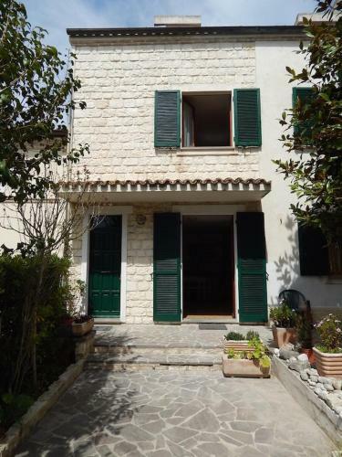 Apartamento N67 - Numana, Trilocale In Centro Con Doppi Servizi