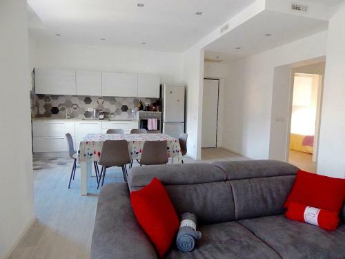 Apartamento S180 - Sirolo, Meraviglioso Trilocale Con Terrazzo