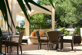 Hotel Ambassador