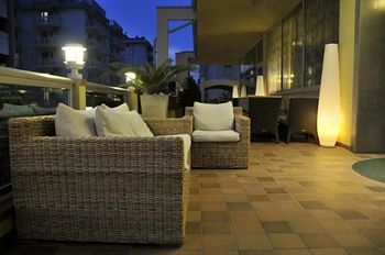 Hotel Ambassador