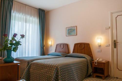 Hotel Eliseo Park's
