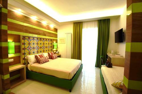 Hostal Melody Sorrento Suites