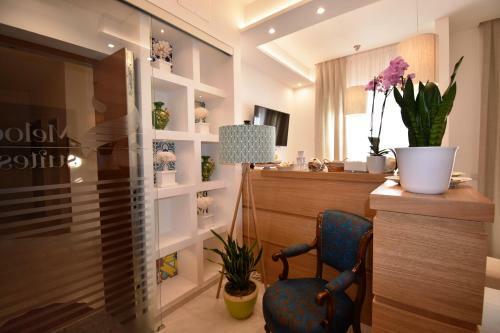 Hostal Melody Sorrento Suites