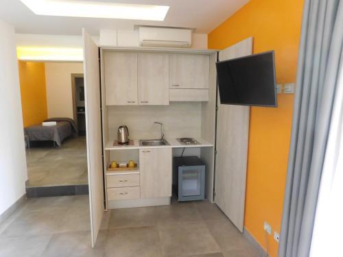 Hostal Sorrento Orange Suites