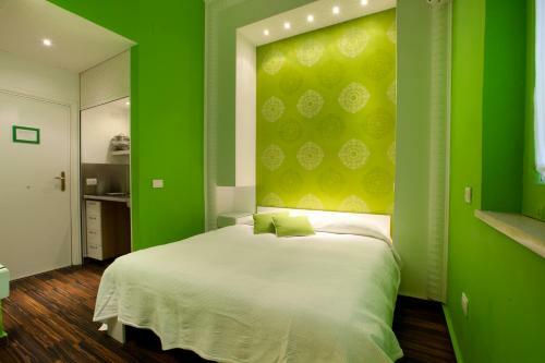Hostal Sorrento Apartments One