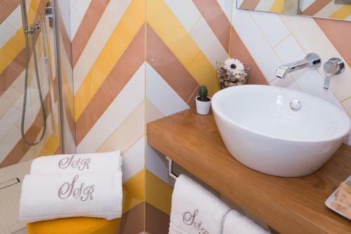 Hostal Sorrento Stylish Rooms