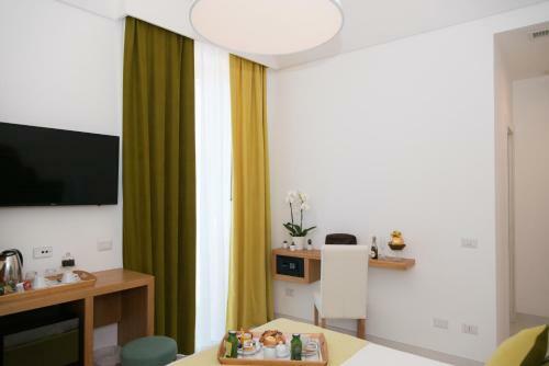 Hostal Sorrento Stylish Rooms