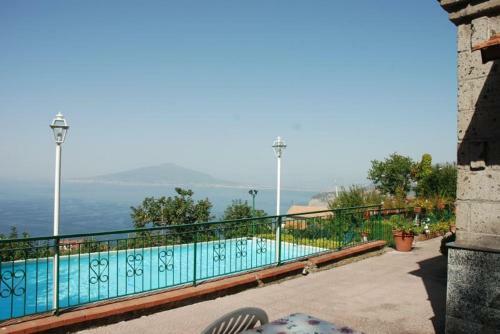 Priora Villa Sleeps 8 Pool Air Con Wifi