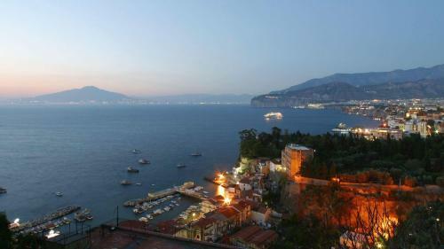 Suite Home Sorrento