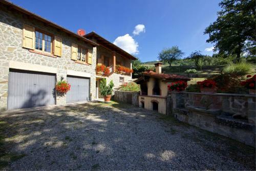 Ponte Biforco Villa Sleeps 8 Pool Wifi