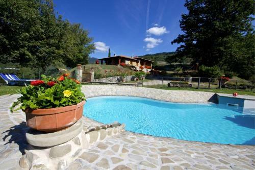Ponte Biforco Villa Sleeps 8 Pool Wifi