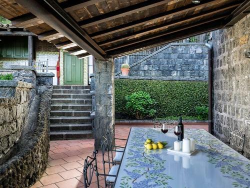 Santa Tecla Villa Sleeps 8 Pool Wifi