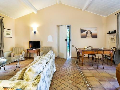Santa Tecla Villa Sleeps 8 Pool Wifi