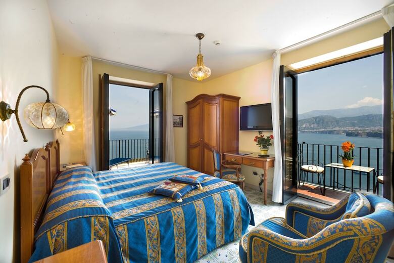 Hotel La Tonnarella