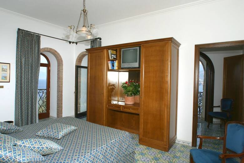 Hotel La Tonnarella