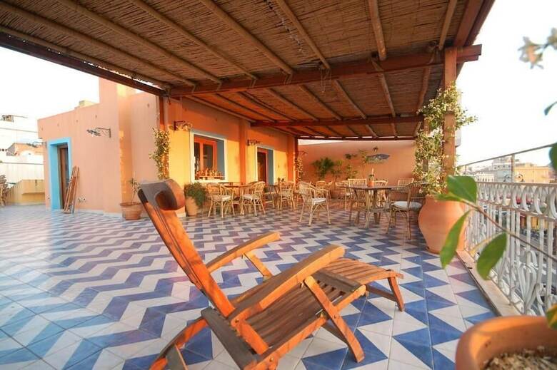 Petit Hotel