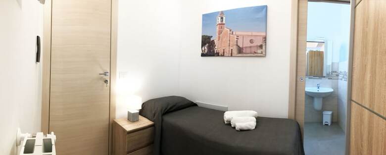 Hostal B&B Viale San Pietro