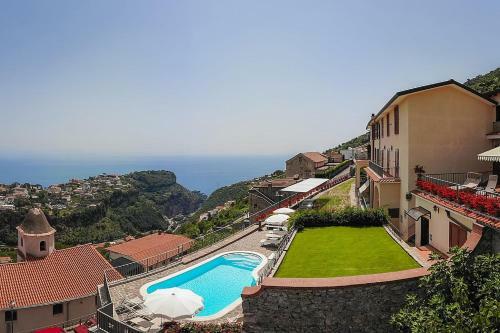 Scala Villa Sleeps 6 Pool Air Con Wifi