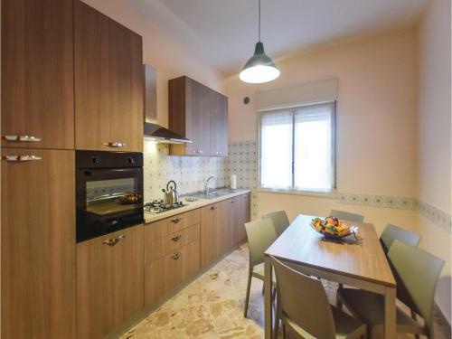 Two-bedroom Apartment In Sciacca (ag)