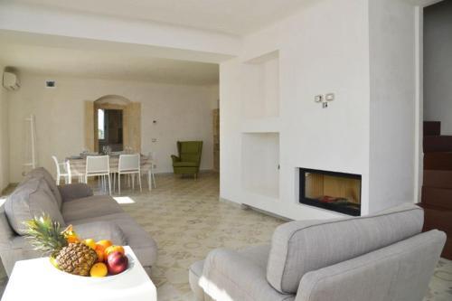 Scicli Villa Sleeps 16 Pool Air Con Wifi