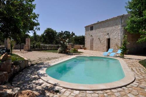Scicli Villa Sleeps 4 Pool Wifi