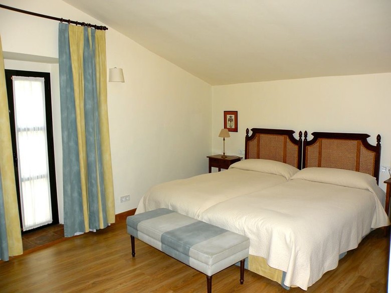 Hotel Posada De Valdezufre