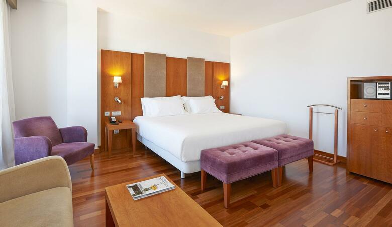 Hotel NH Ciudad De Almeria