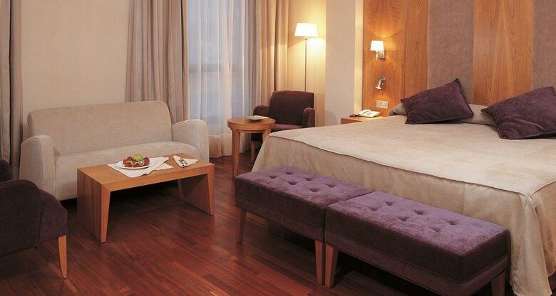 Hotel NH Ciudad De Almeria