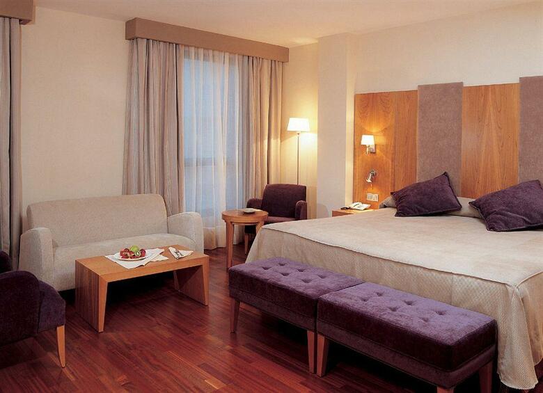 Hotel NH Ciudad De Almeria