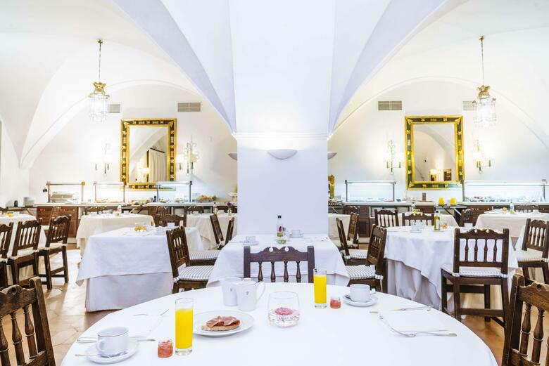 Hotel Parador De Merida
