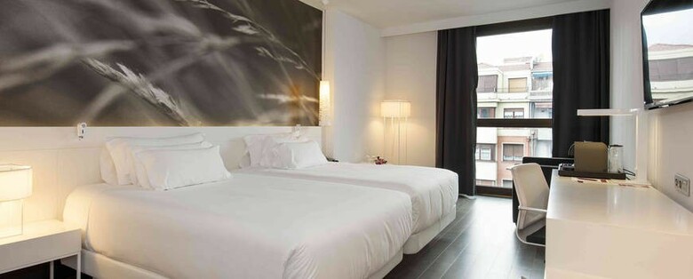 Hotel NH Collection Villa De Bilbao