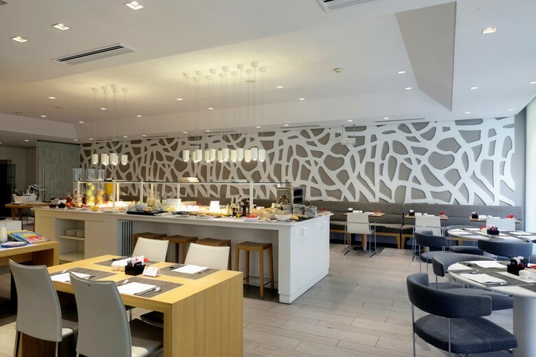 Hotel NH Collection Villa De Bilbao