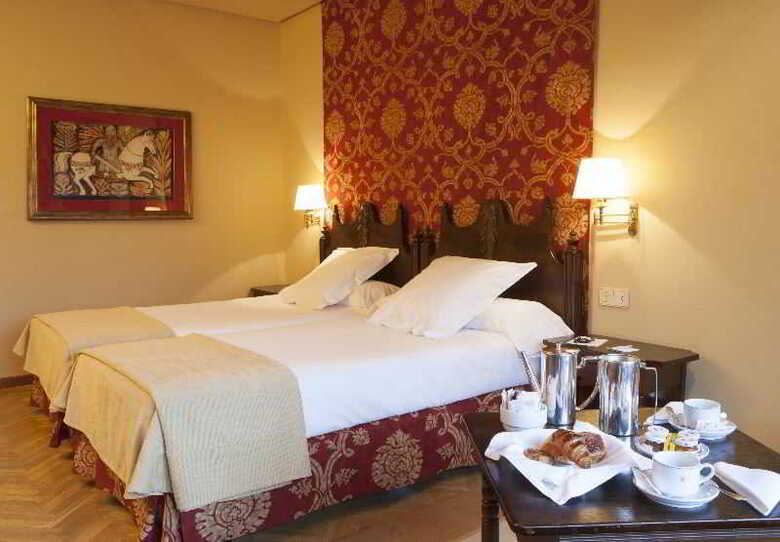 Hotel Parador De Le�n