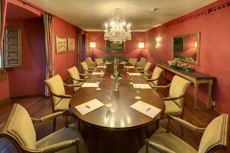 Hotel Parador De Le�n
