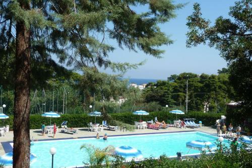 Hotel Camping Villaggio Internazionale