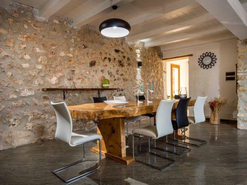 Villa Lemuse