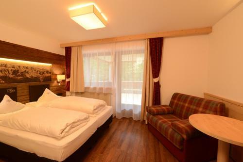 Hotel Alaska