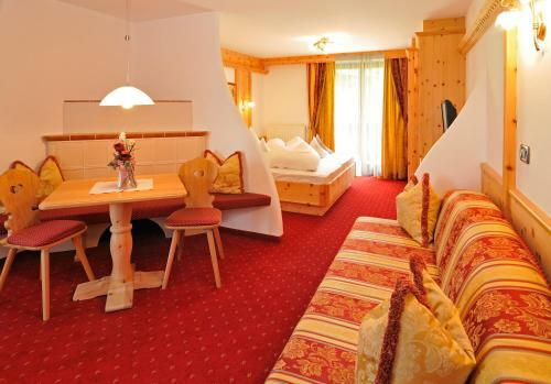 Garni Hotel Iris