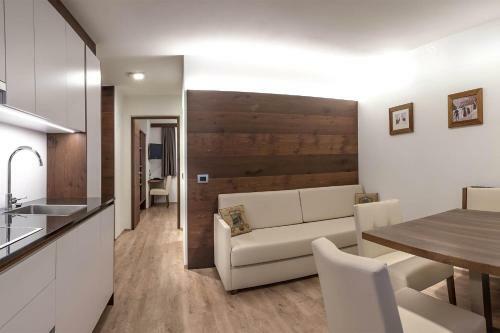 Hotel Arya Alpine Lodge