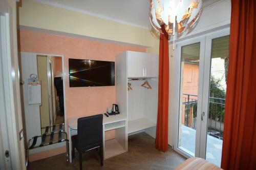 Hostal Palafiori Rooms Sanremo