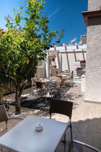 Hostal Marm� Affittacamere