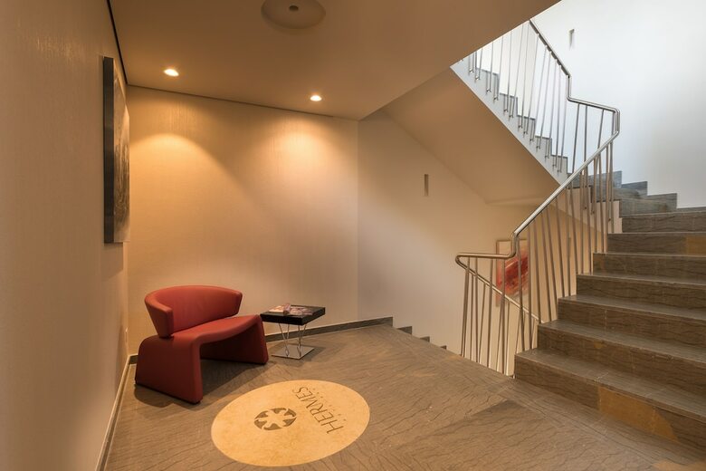 Hermes Hotel