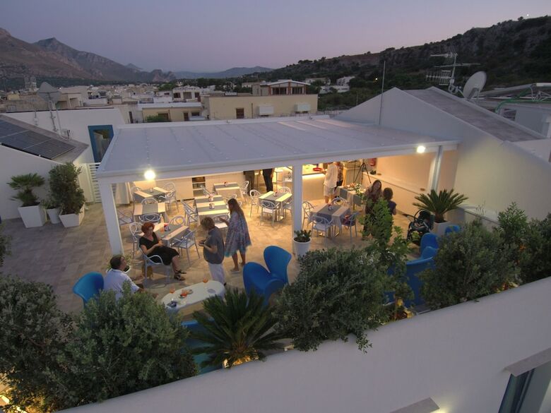 Hermes Hotel