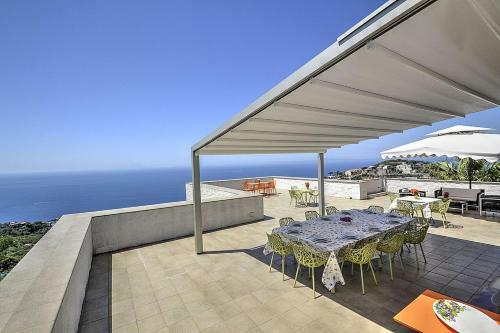Sant'agata Sui Due Golfi Villa Sleeps 24 Pool Wifi