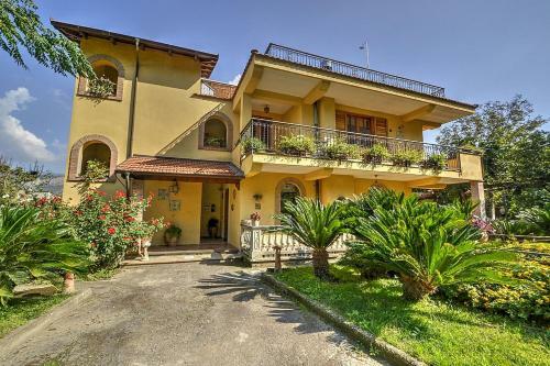 Villa Sant'agnello Apartment Sleeps 5 Pool Air Con Wifi