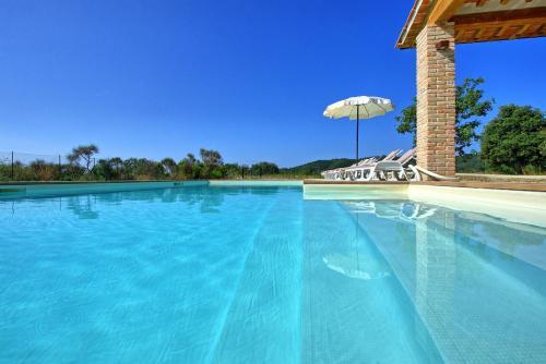 Gambaroncia Villa Sleeps 10 Pool Wifi