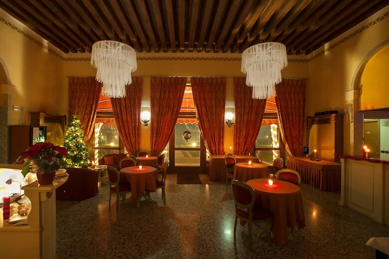 Hotel Albergo Antica Corte Marchesini