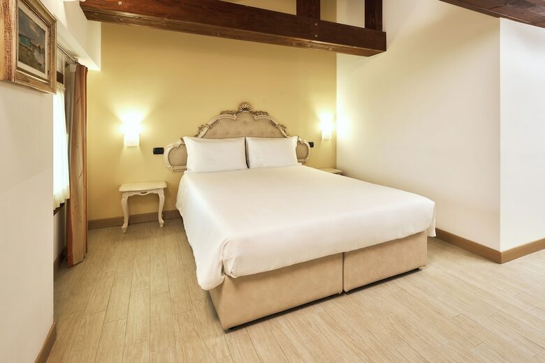 Hotel Albergo Antica Corte Marchesini