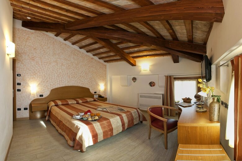 Hotel Albergo Antica Corte Marchesini
